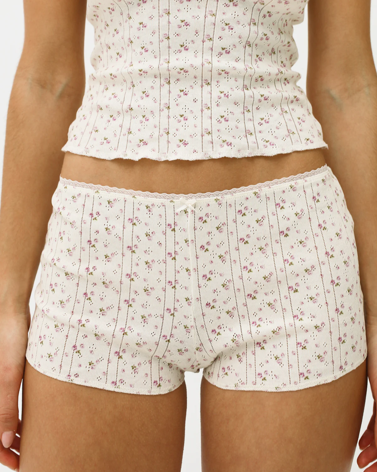 The Teeny Tiny Short English Rose - Image 2
